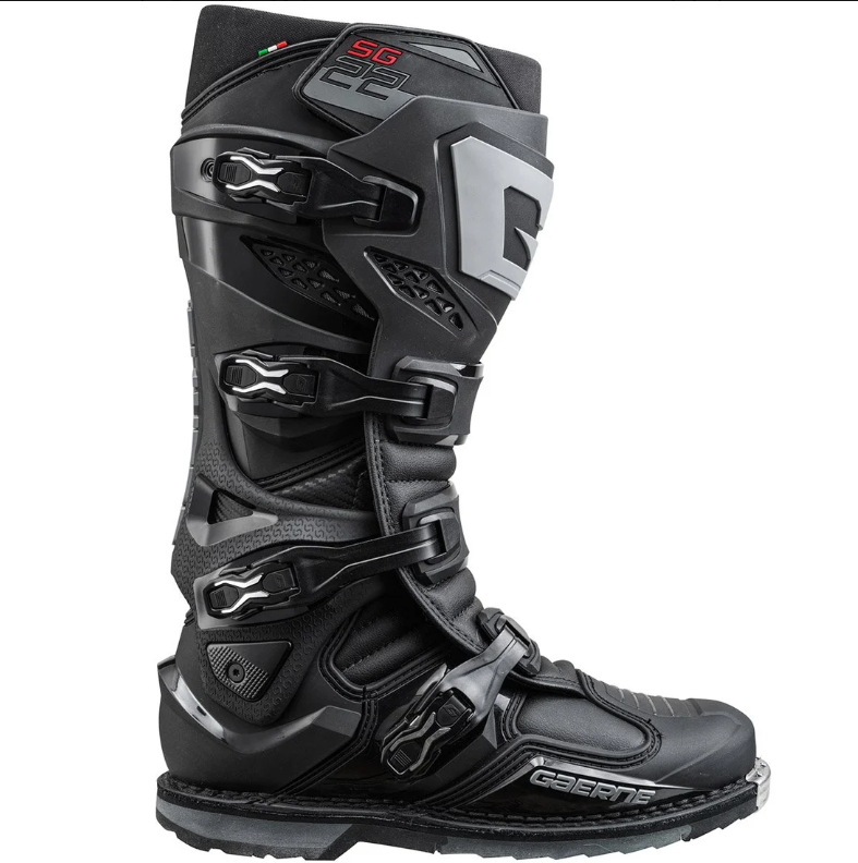 SG22 - Black