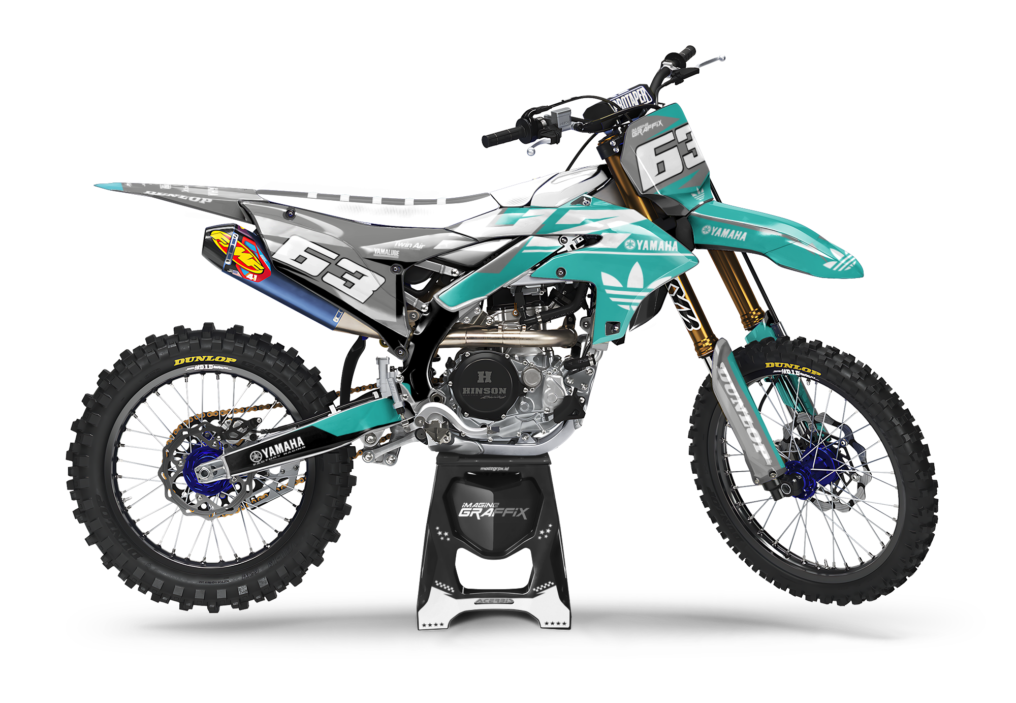 Yamaha - Adidas