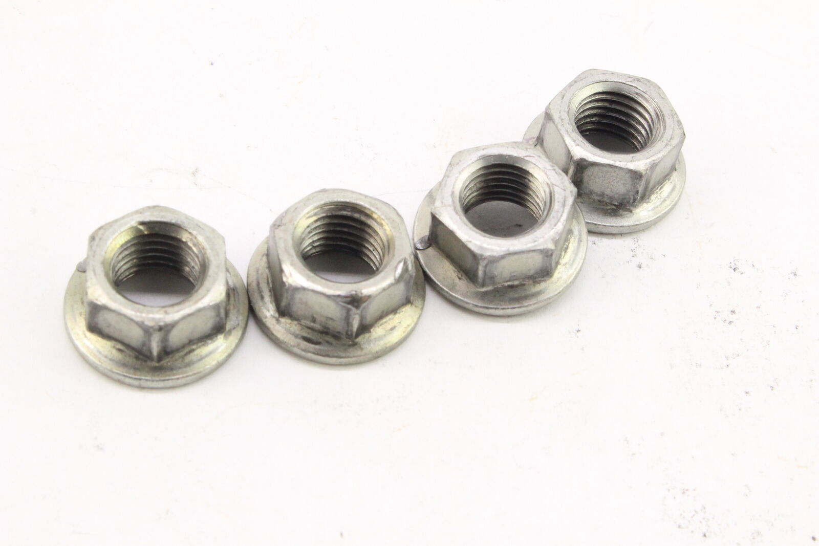 Rustler 260/300 Locking Wheel Nuts M10x1.25 - RC-0.03.00540